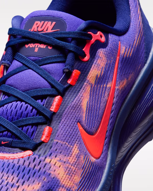 Pantofi de alergare Nike Vomero 18 Bărbați