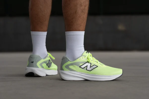Pantofi de Alergare New Balance Fresh Foam 680 v9 Femei 2 Pantofi de Alergare New Balance Fresh Foam 680 v9 Femei